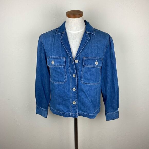 Madewell Denim Cropped Button-Up Shirt in Ridgeville Wash - Picture 2 of 7